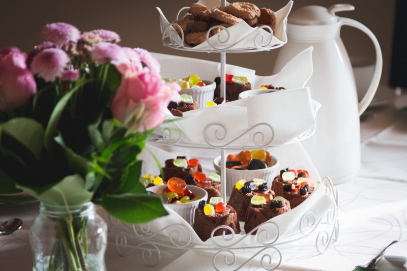 patisserie-AUVARE-min_pastries_dessert_cake_food_confectionery_chocolate_snack_restaurant-726323